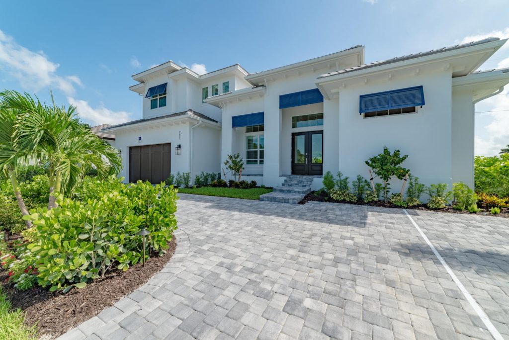 201 S Heathwood Dr Marco-large-002-015-Front Exterior-1499x1000-72dpi