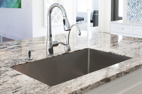 kitchen-sink-faucet