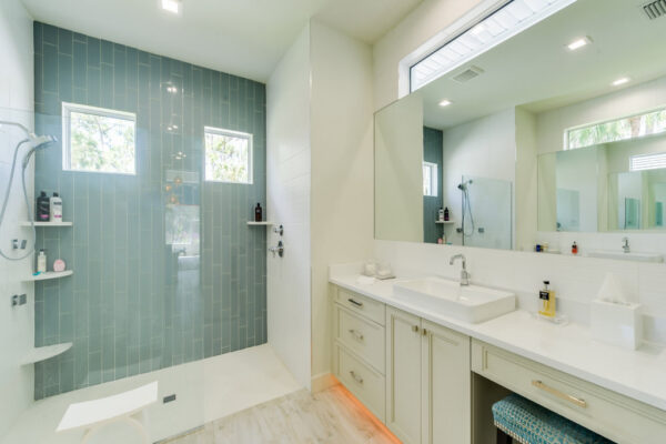 MasterBath2