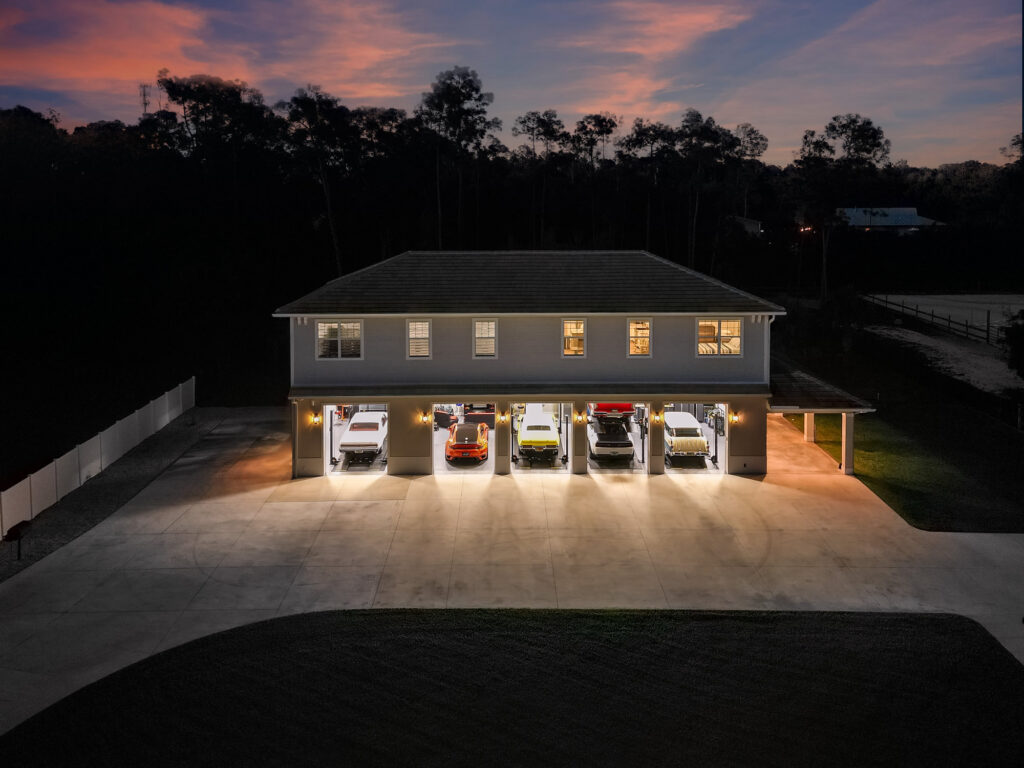 Oakes Estate Custom Garage