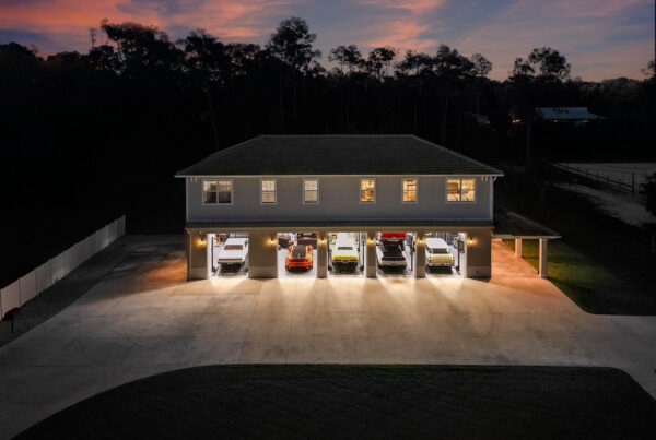 Oakes Estate Custom Garage