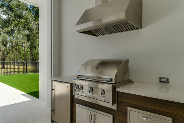 OutdoorPoolKitchen